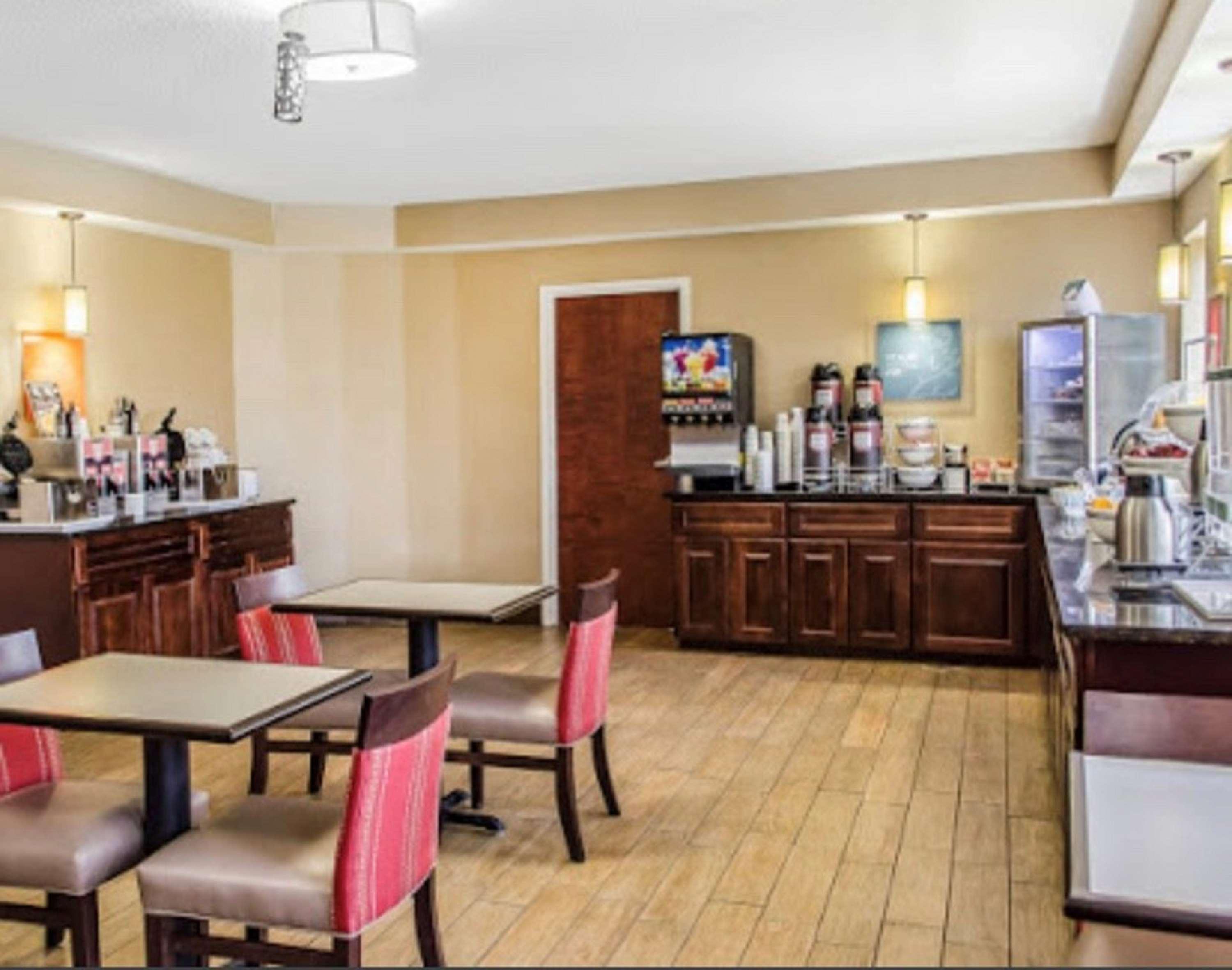 Surestay Plus By Best Western Jonestown Lebanon Valley Экстерьер фото