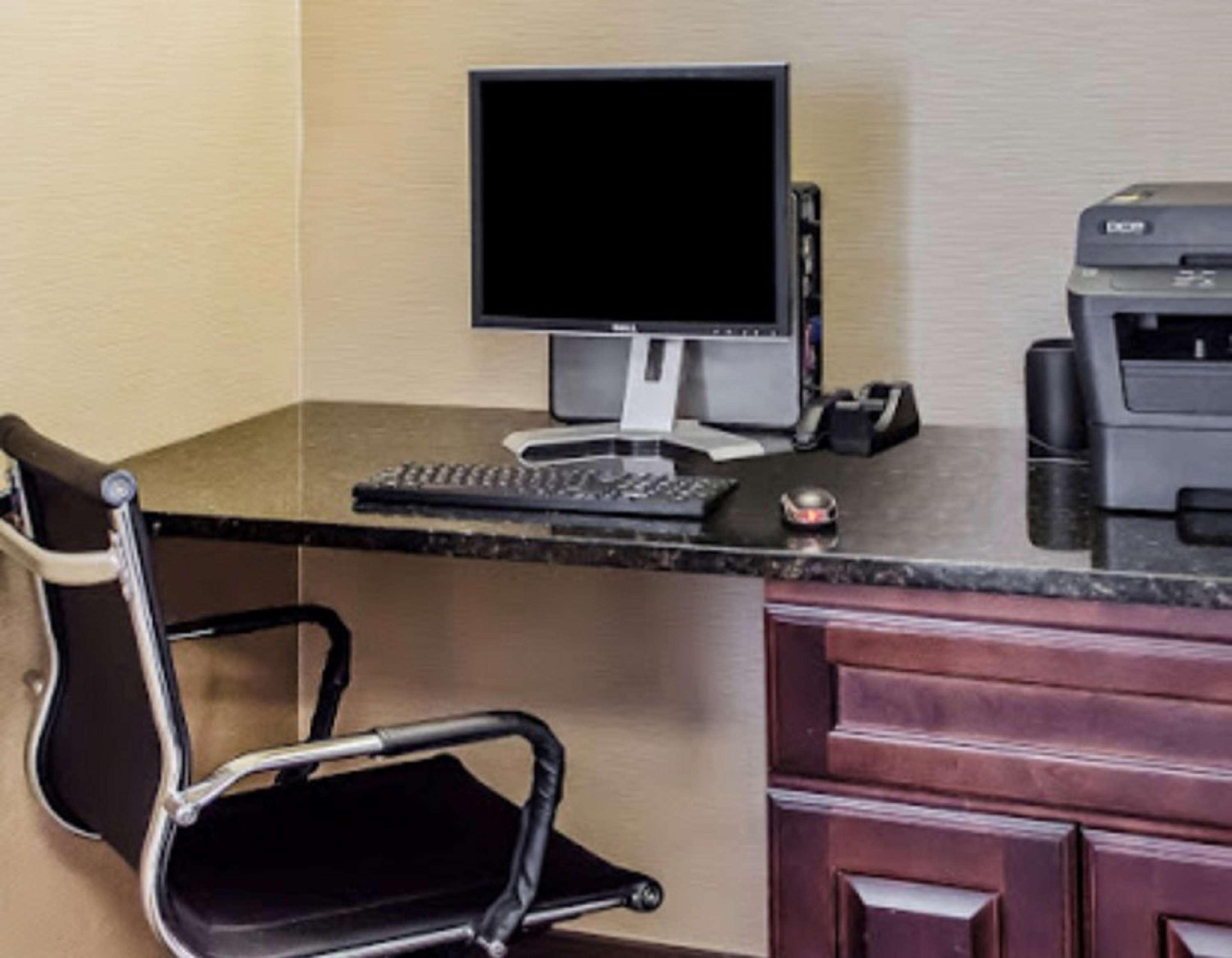 Surestay Plus By Best Western Jonestown Lebanon Valley Экстерьер фото